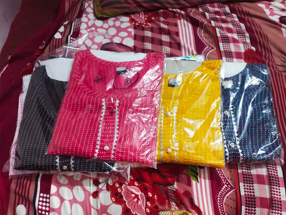 Sadique Textiles — photo by Qari Abdul Waheed Gnt