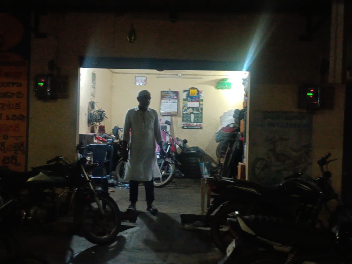 Sairam Dhaba Hotel — photo by Riyaz
