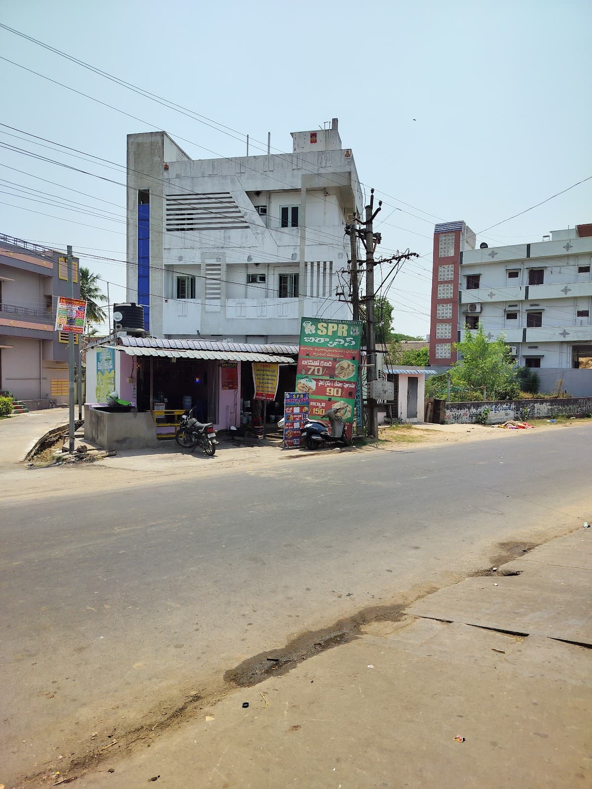 SPR BIRYANIS — photo by LUKKA GOPI