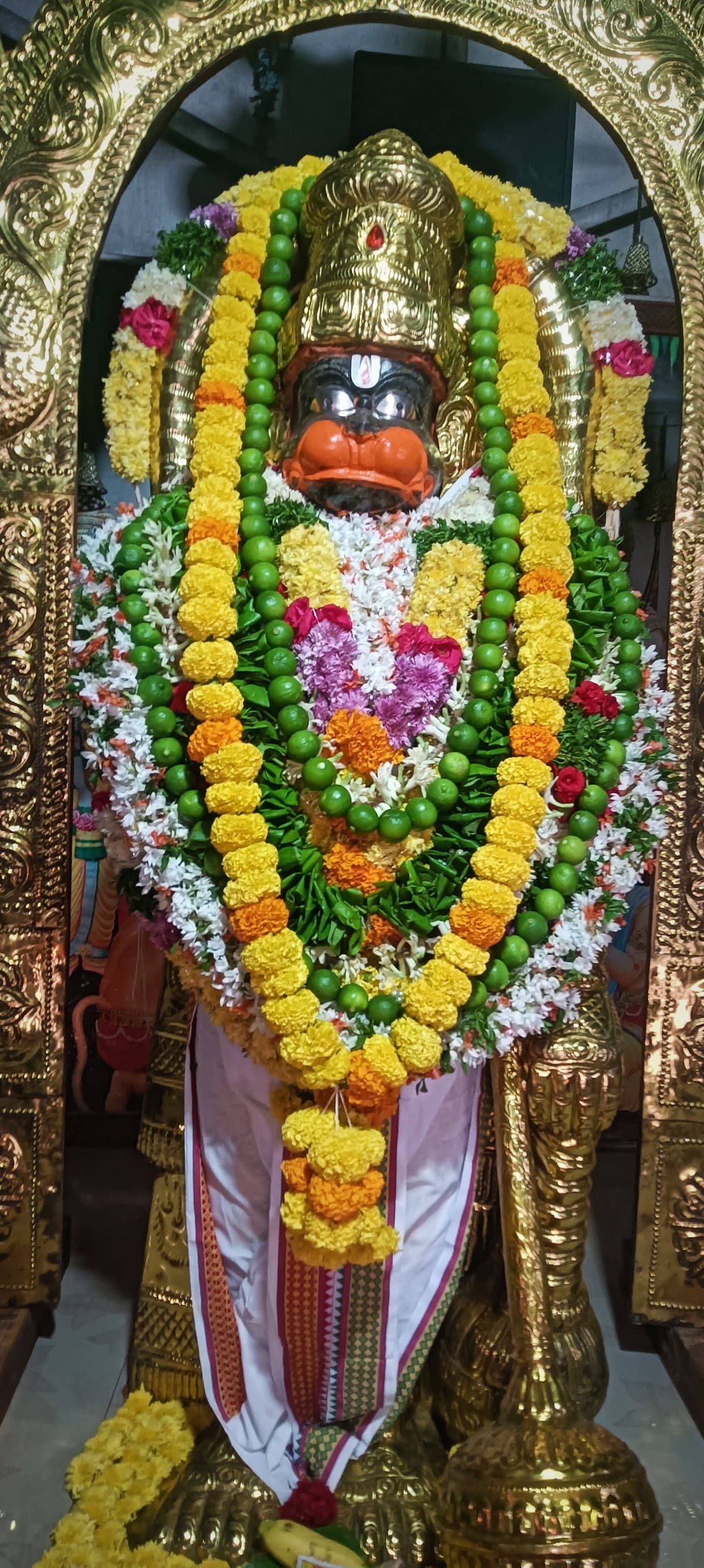 Sri Abhayanjaneya Swamy Devalayam — photo by Ganesh Degala
