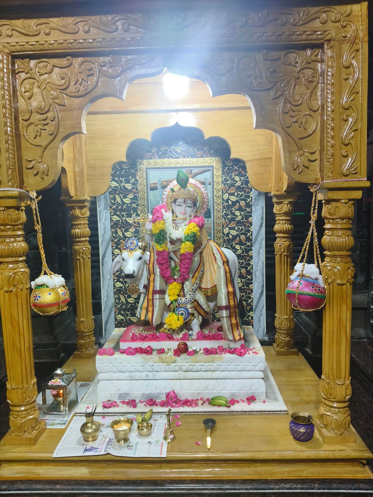 Sri Krishna Mandiram Temple — photo by Gangadhar Gangadhar