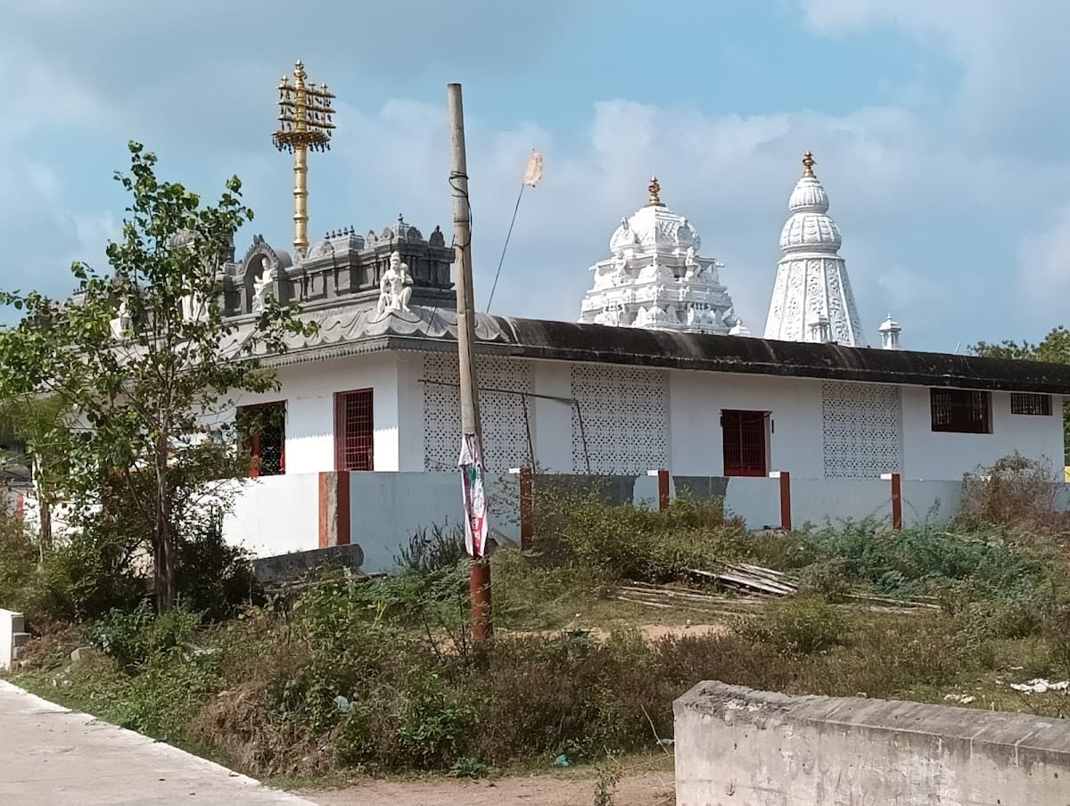 Sri prasannanjaneya swamy temple — photo by SAI RAM BODDU