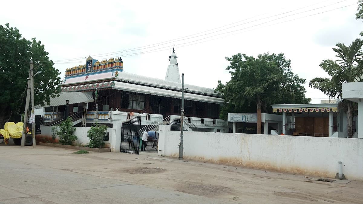 Sri Shirdi Sai Mandiram — photo by SAKETH .J Ram