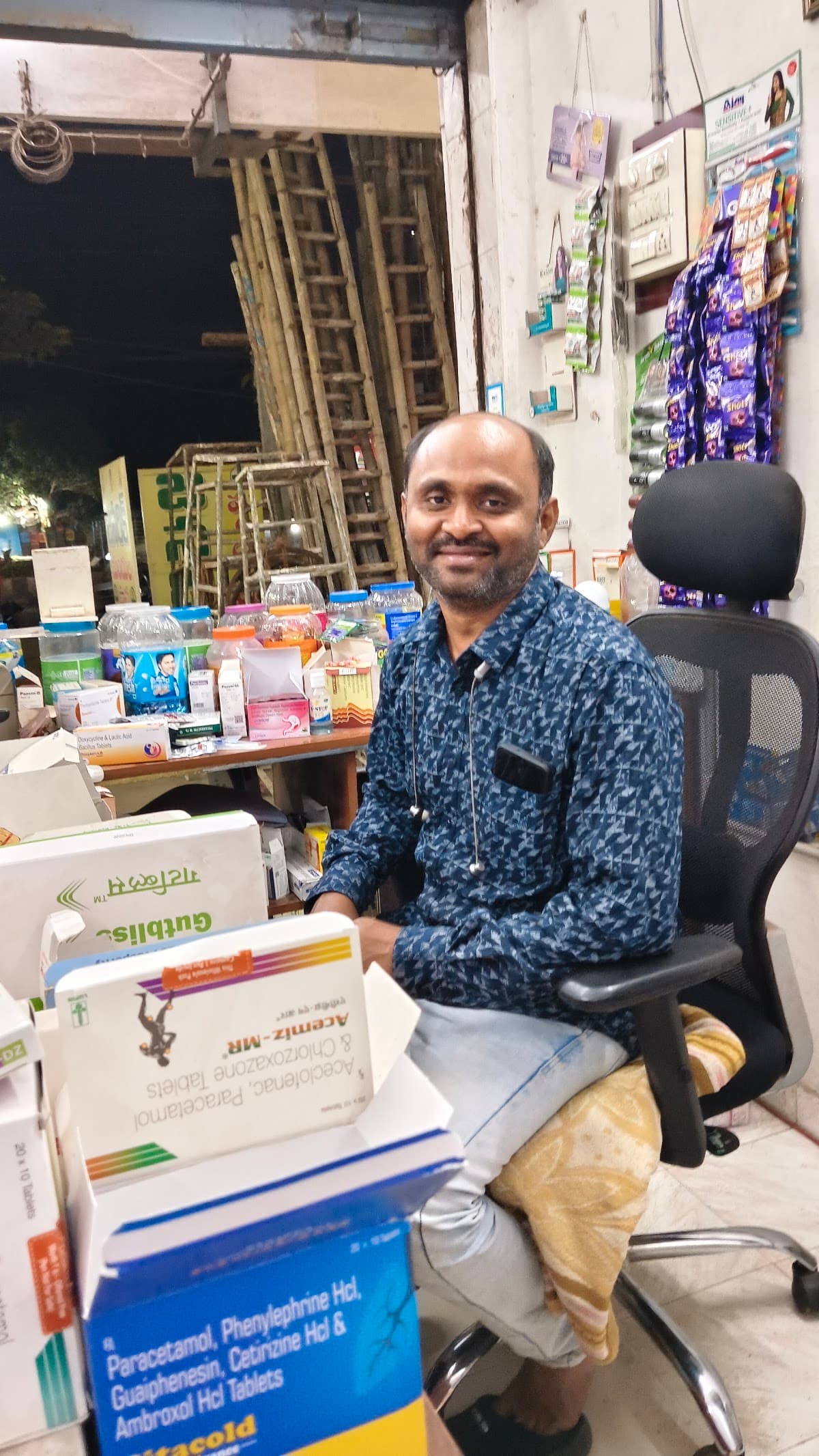 SRI VENKATESHWARA MEDICAL & FANCY — photo by Mallikarjunakumar Pallapothu