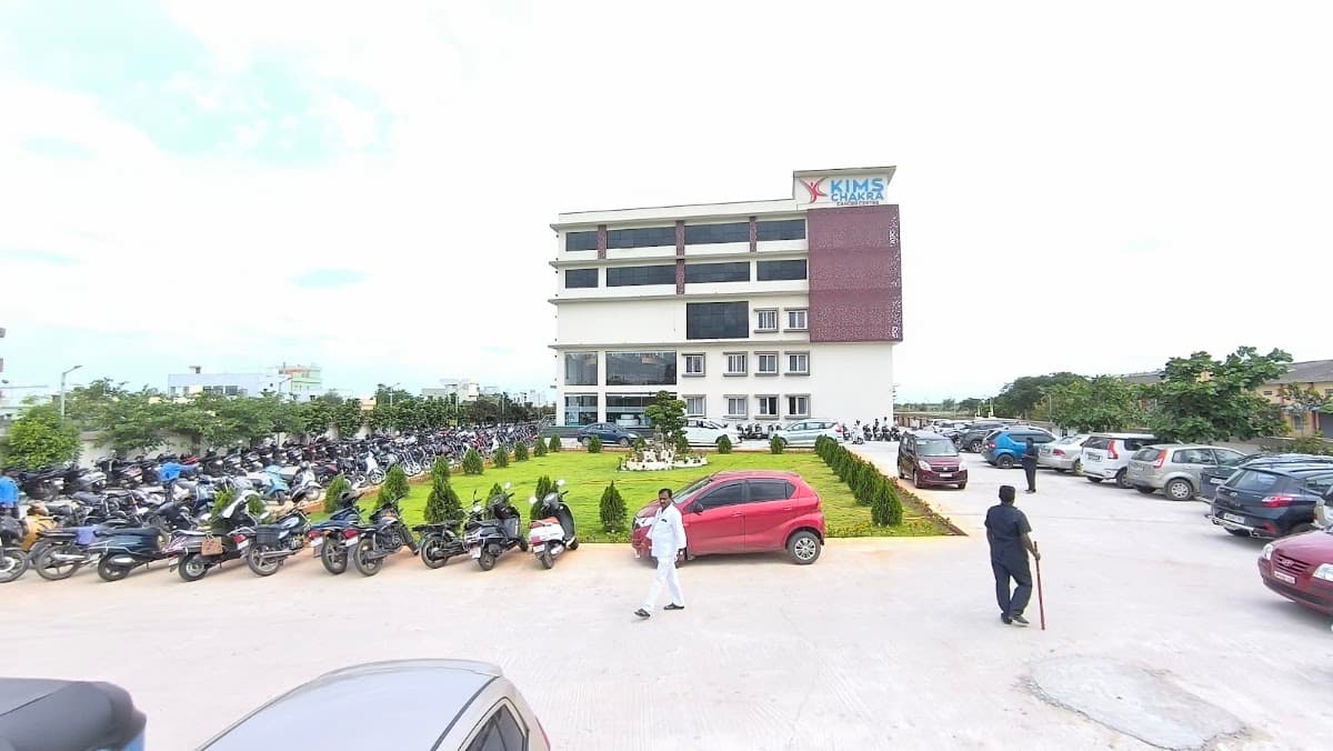 Srinivasa kirana and fancy store — photo by KIMS Chakra Cancer Centre