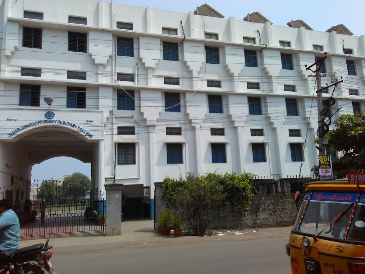 S.S.MOTORS,Jkc college road,Guntur — photo by In Dra