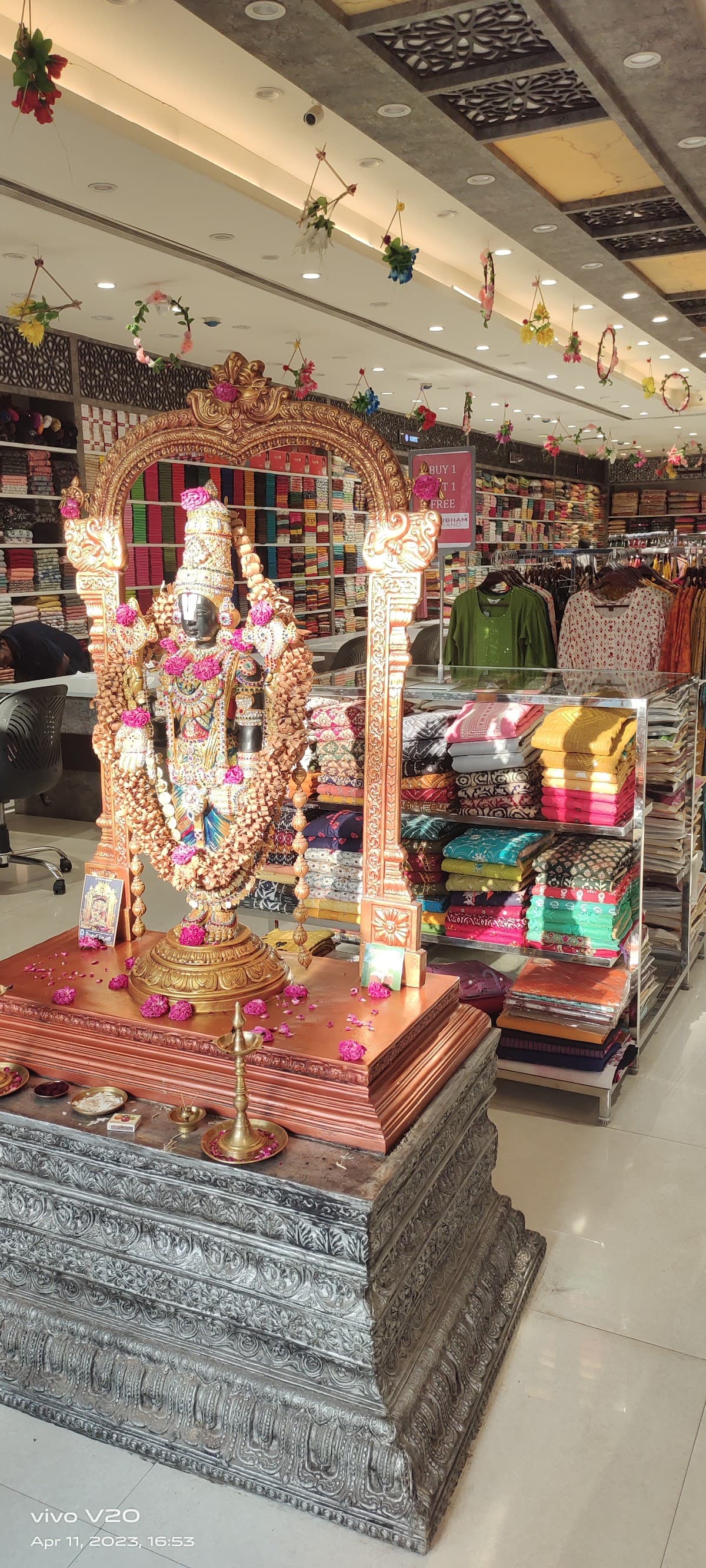 Subham Grand - Tenali శుభమ్ గ్రాండ్ — photo by Sai Shiva Kumari Pinninti