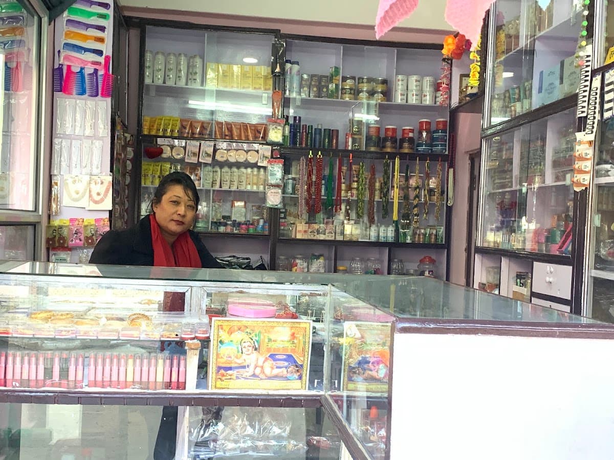 Suruchi beauty parlour — photo by Suruchi Beauty Parlour And Suruchi Arts