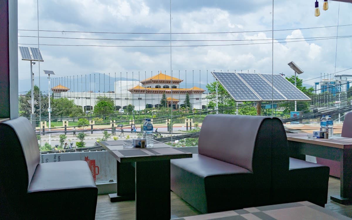 Table talk restro and bar — photo by Sanskar Joshi