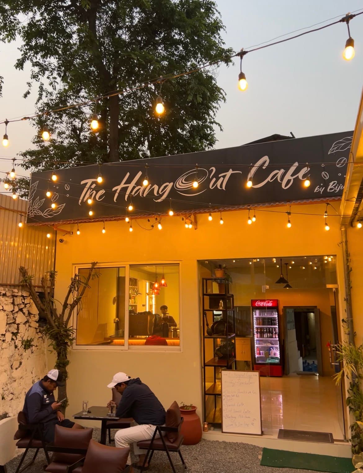 The Hangout Cafe — photo by The hangout cafe
