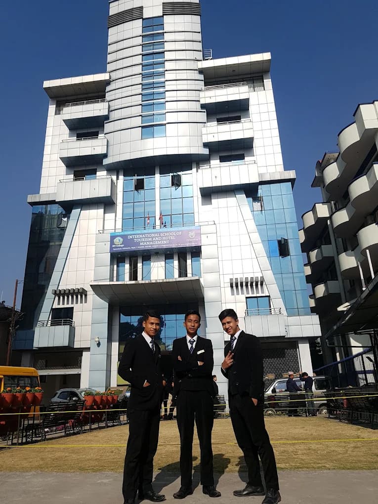 IST College