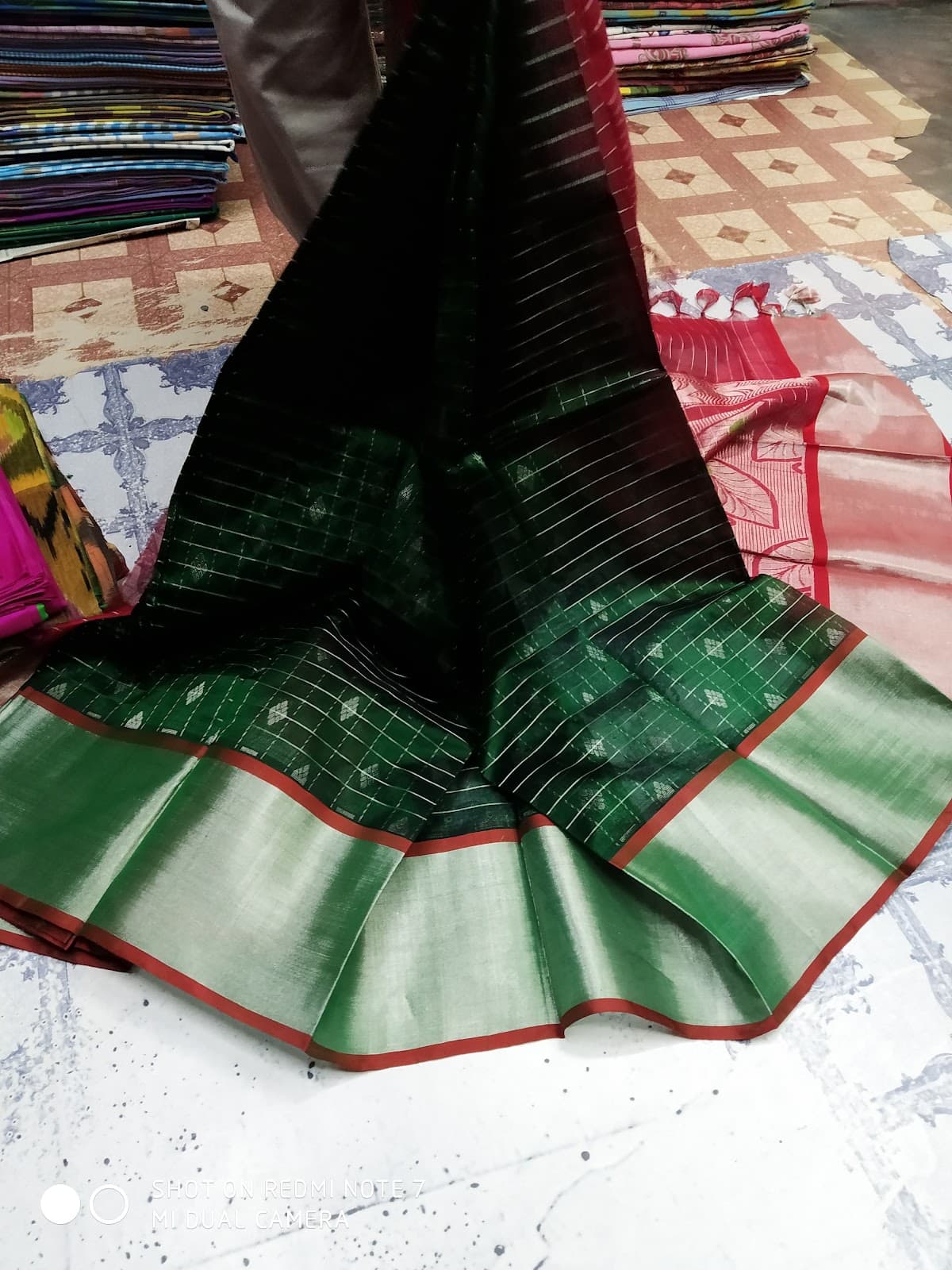 Vasu Handlooms — photo by Uday Kumar