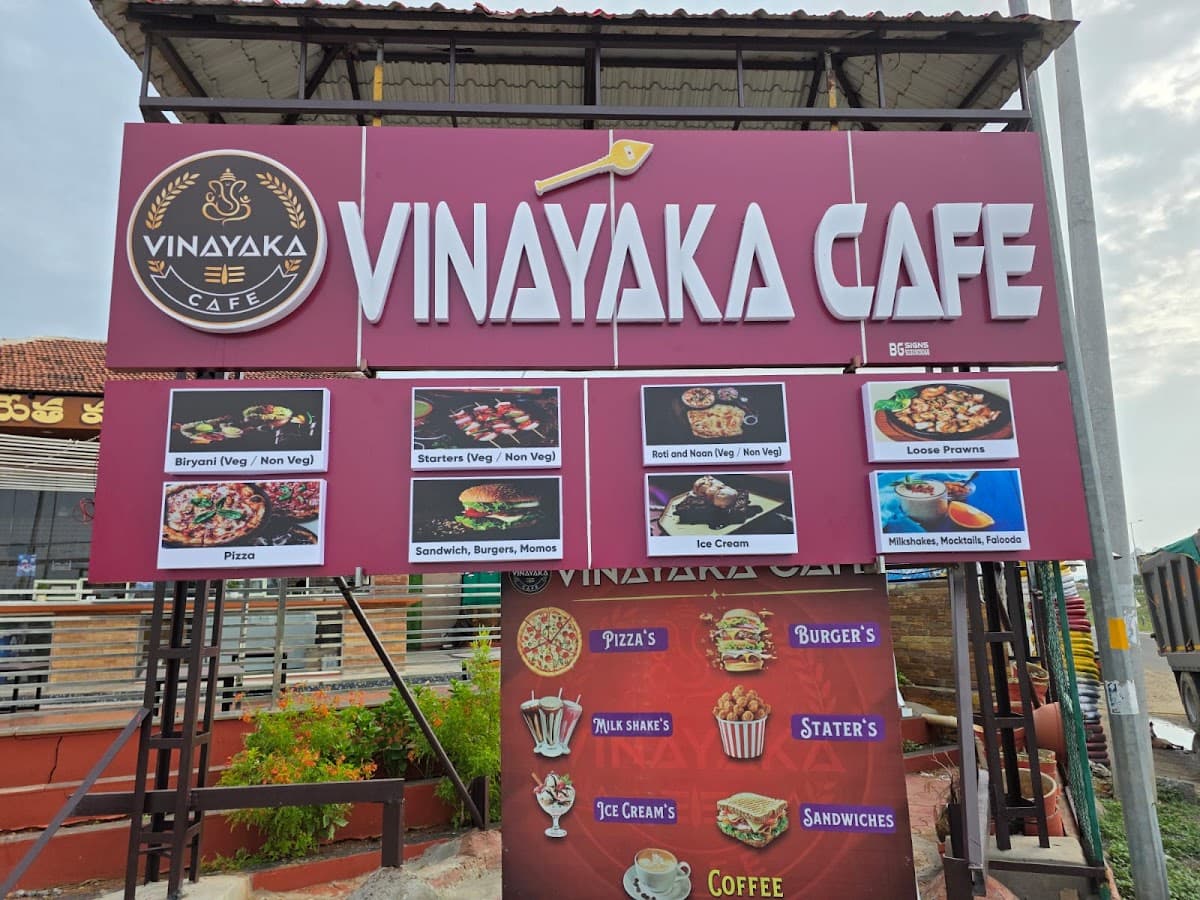 Vinayakacafe — photo by Vinayakacafe