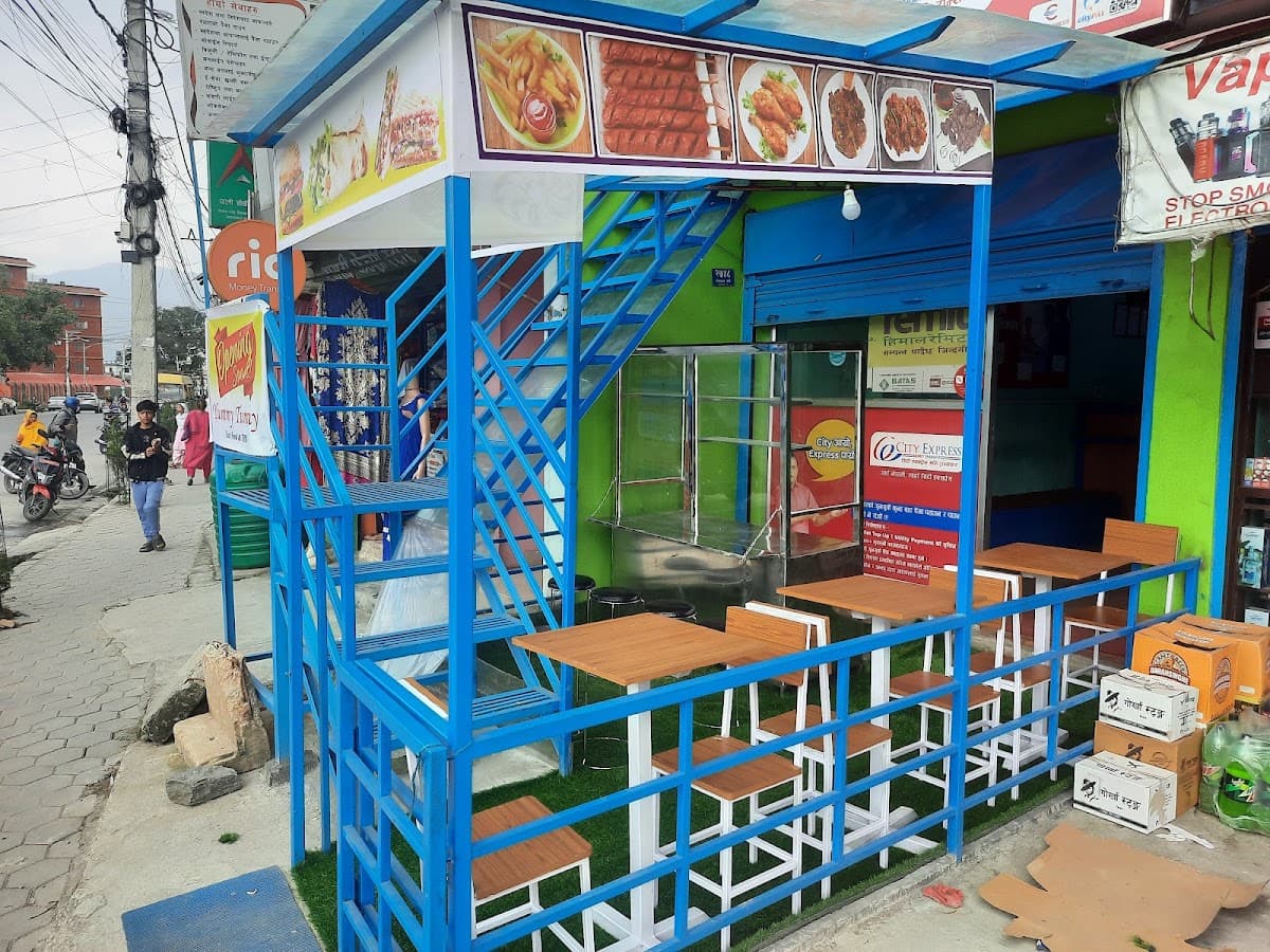 Yummy Tummy Food court — photo by Yummy Tummy Food court